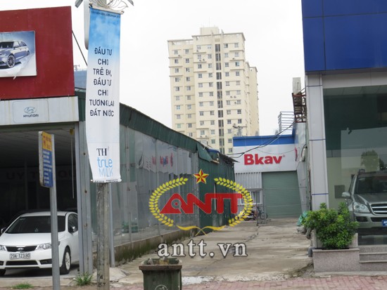 Đột nhập xưởng sản xuất Bphone 'không thể tin nổi' Đột nhập xưởng sản xuất Bphone 'không thể tin nổi'