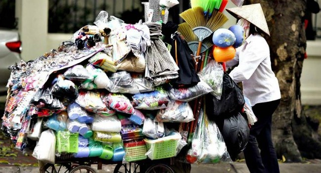 World Bank: Dự báo GDP của Việt Nam tăng trưởng 6,5% trong 2016 và 2017 Ngân hàng Thế giới dự đoán tăng trưởng GDP Việt Nam đạt 6% trong năm 2015. Ảnh: Bloomberg