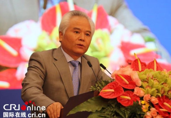 Chuyên gia Trung Quốc Ngô Sĩ Tồn: “Đánh cờ quân sự” sẽ nổi bật trong cạnh tranh ở Biển Đông Ngô Sĩ Tồn, Viện trưởng Viện nghiên cứu Biển Đông Trung Quốc phát biểu tại Diễn đàn Hương Sơn. Ảnh: Cri Online/Chinadaily.