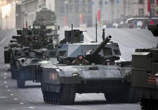 Xe tăng chiến đấu T-72 và T-90 Nga sẽ trang bị “bộ não Armata Xe tăng chiến đấu T-14 Amarta Nga (ảnh tư liệu)