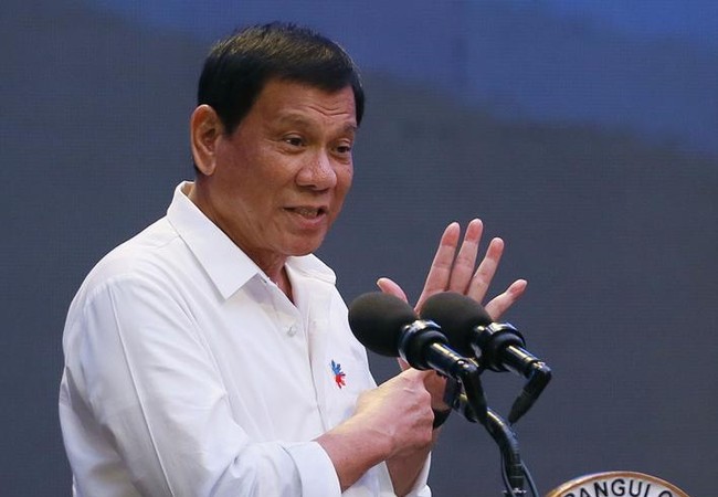 Philippines “chuyển hướng” có thể kích thích Mỹ điều chỉnh chính sách khu vực Tổng thống Philippines Rodrigo Duterte có nhiều thay đổi trong chính sách ngoại giao. Ảnh: TODAY online