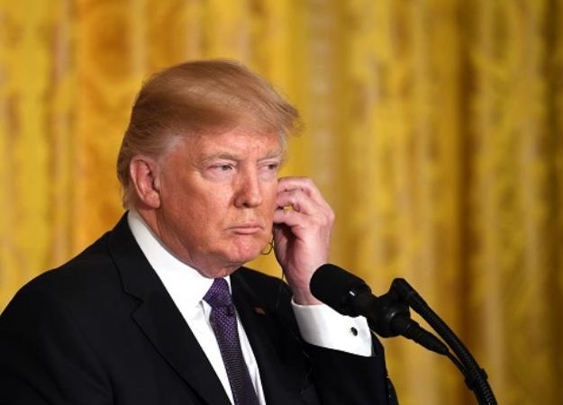 Mỹ gác lại bán vũ khí cho Đài Loan để “lấy lòng” Trung Quốc? Tổng thống Mỹ Donald Trump đã không thực hiện một số cam kết trong tranh cử. Ảnh: Cankao