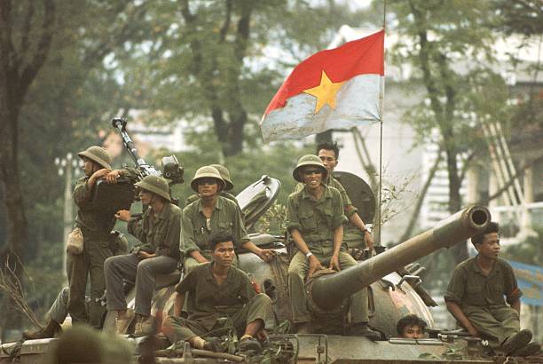 Giải phóng Sài Gòn: Những khoảnh khắc sống mãi với thời gian (chùm ảnh) - ảnh 14