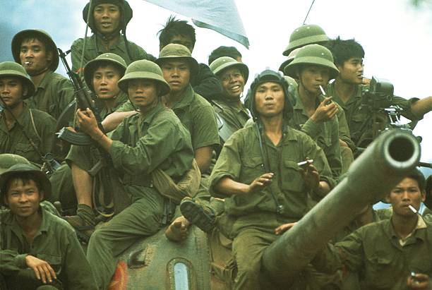 Giải phóng Sài Gòn: Những khoảnh khắc sống mãi với thời gian (chùm ảnh) - ảnh 45
