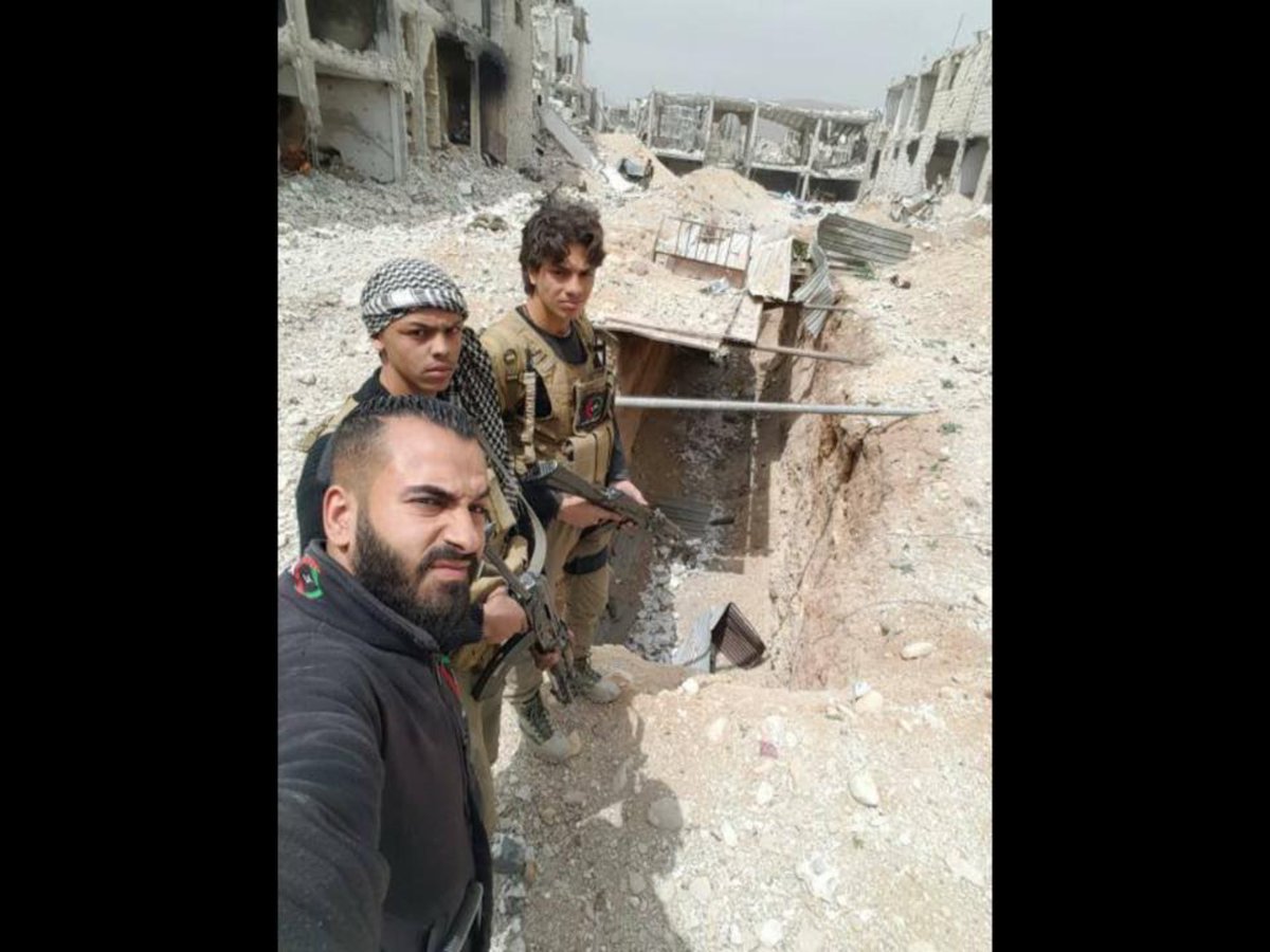 Chiến sự Syria: Lính chính phủ san phẳng chỉ huy sở phiến quân ở Daraa - ảnh 5