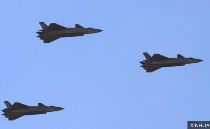 Ông Tập Cận Bình kêu gọi “đánh bại mọi kẻ thù”, Trung Quốc phô diễn vũ khí gì - ảnh 2