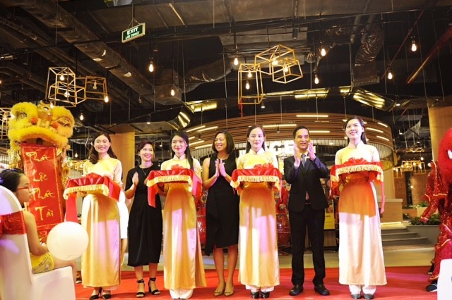 Theo chân tín đồ ẩm thực Hà thành “ăn cả thế giới” tại Food Story - ảnh 3
