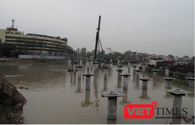 Video: Cận cảnh công nghệ xây cầu dài 130m vượt sông chỉ mất 50 ngày - ảnh 1
