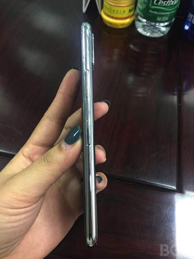 Liệu iPhone 8 sẽ có hình dáng như thế này? - ảnh 1