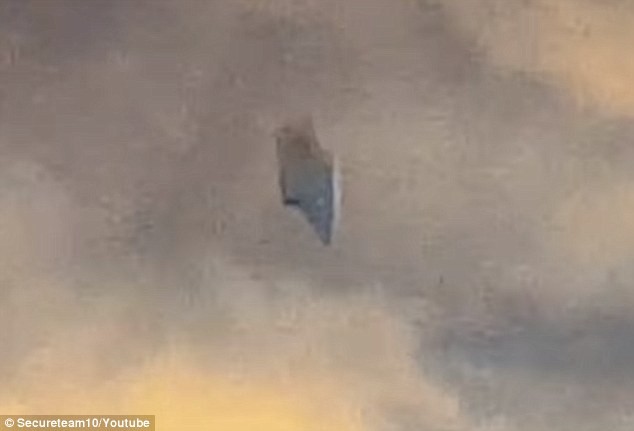 Video: UFO xuất hiện ở Ohio, Mỹ - ảnh 3