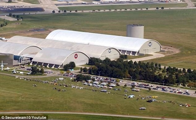 Video: UFO xuất hiện ở Ohio, Mỹ - ảnh 4