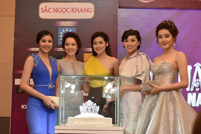 Cận cảnh chiếc vương miện Hoa hậu Việt Nam 2016 trị giá 2,2 tỷ đồng - ảnh 1