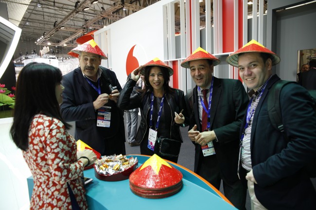 MWC 2017: Viettel trình diễn hàng loạt sản phẩm công nghệ thông tin - ảnh 3