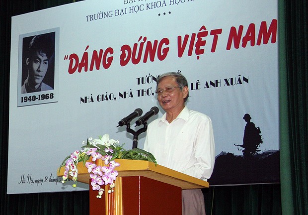 Lê Anh Xuân -- Người tạo nên “Dáng đứng Việt Nam