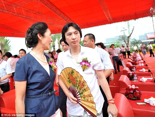 Con trai người giàu nhất Trung Quốc