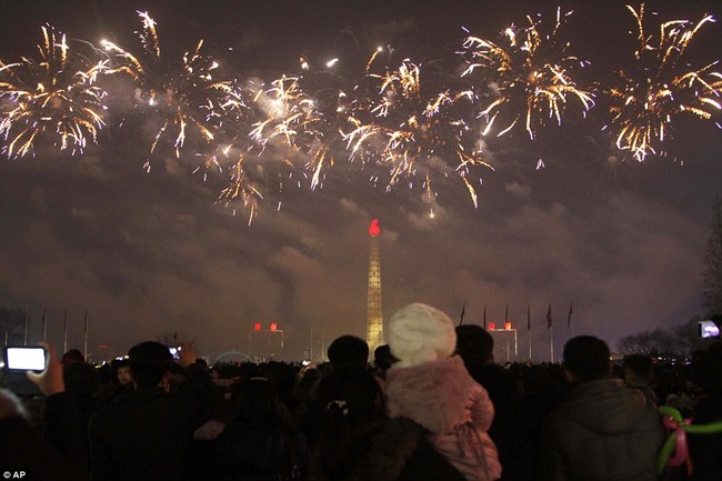 Toàn cảnh thế giới đón năm mới 2017 với không khí tươi vui và pháo hoa rực rỡ - ảnh 12