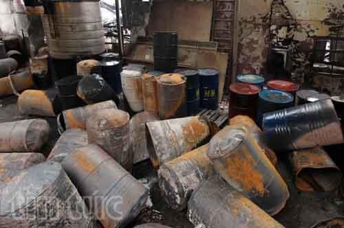 Hiện trường tan hoang sau vụ cháy trong KCN Hoàng Gia - ảnh 3