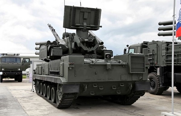 Xuất hiện tổ hợp Tên lửa - pháo phòng không Pantsir phiên bản mới đáng sợ hơn - ảnh 2