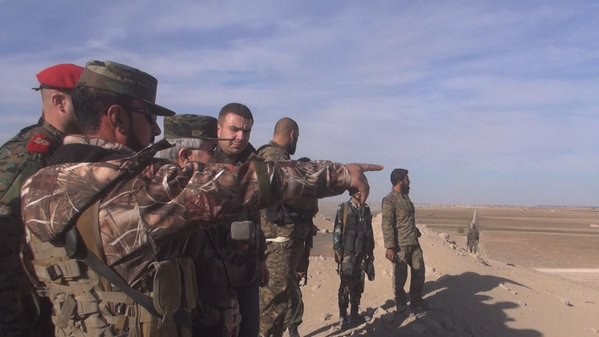 Quân đội Syria cố gắng tấn công, IS quyết giữ nguồn sống - ảnh 3