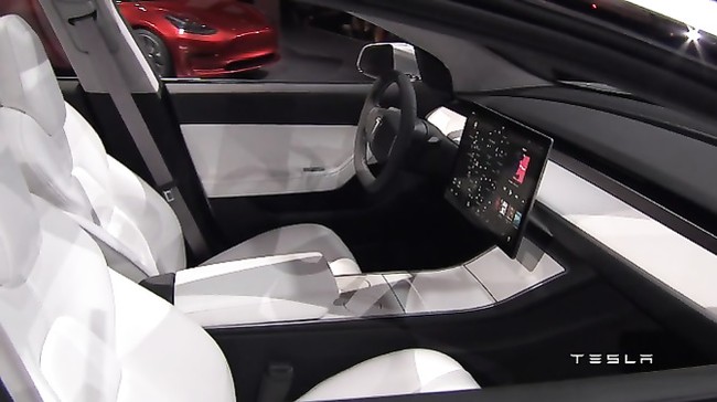 Tesla ra mắt Model 3: Chiếc ô tô điện có giá rẻ nhất - ảnh 2