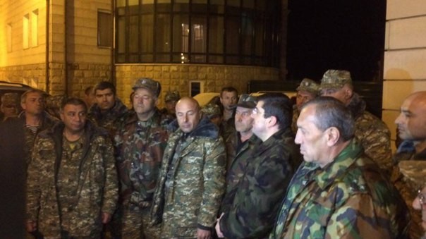 Dù Baku tuyên bố ngừng bắn, chiến sự vẫn tiếp diễn ác liệt ở Nagorno Karabakh - ảnh 1