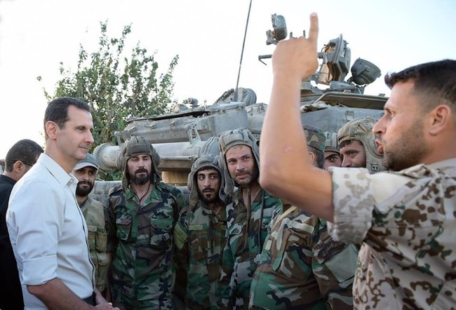 Video: Tổng thống Syria Al Assad thăm chiến trường Đông Ghouta – Damascus - ảnh 5