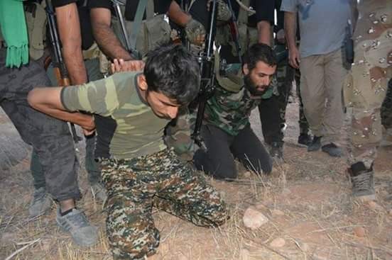 Chiến sự Aleppo: Quân đội Syria bắt sống một số tay súng thánh chiến - ảnh 1