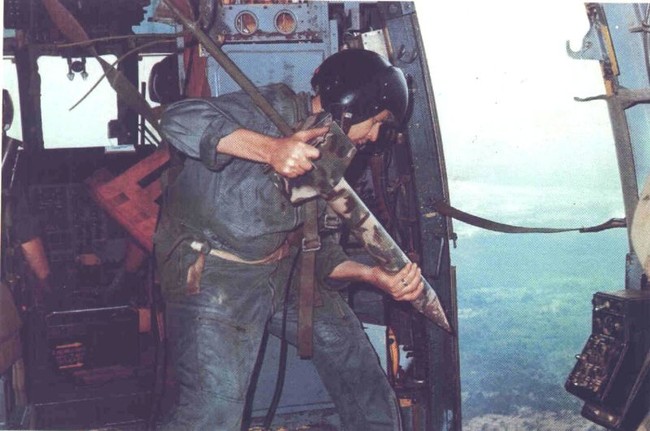 Việt Nam “dắt mũi” B-52 và không quân Mỹ thế nào - ảnh 2