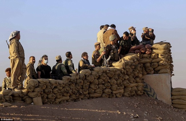 Iraq tổng tấn công giành thành trì Mosul từ tay IS (video) - ảnh 14