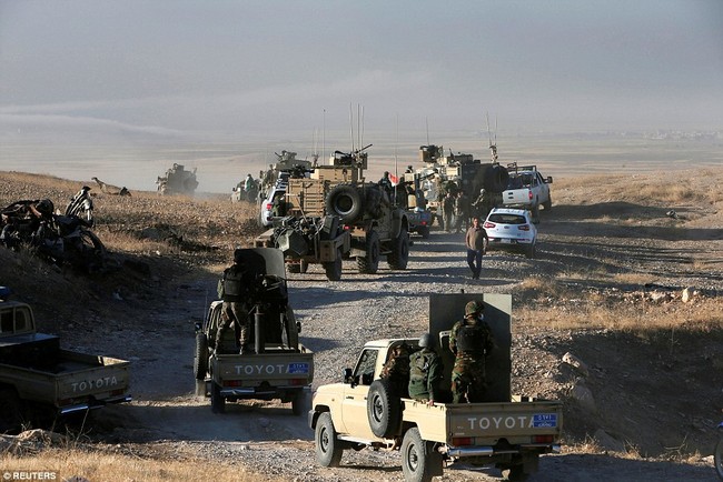 Iraq tổng tấn công giành thành trì Mosul từ tay IS (video) - ảnh 17