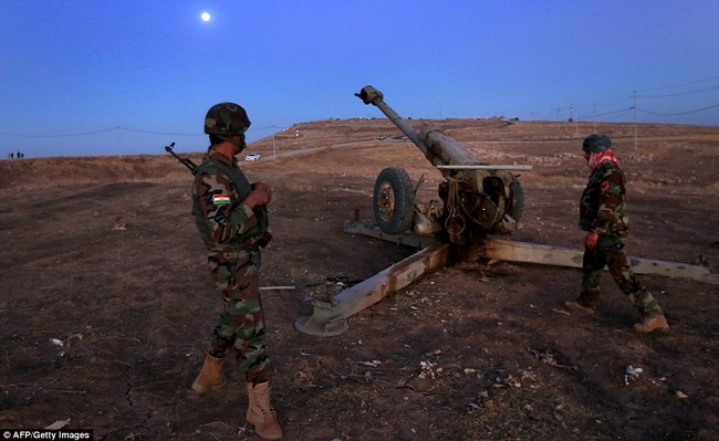 Iraq tổng tấn công giành thành trì Mosul từ tay IS (video) - ảnh 20
