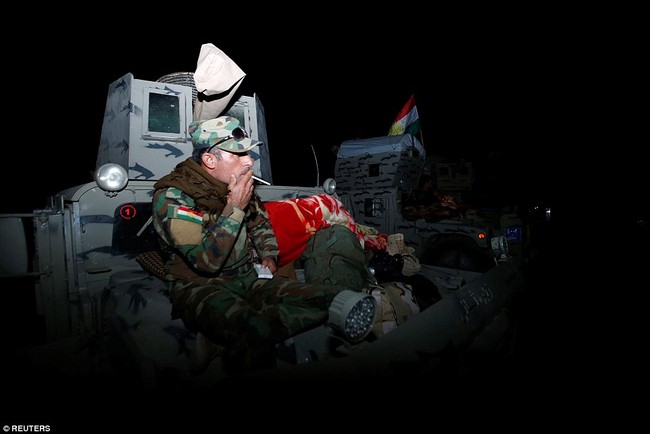 Iraq tổng tấn công giành thành trì Mosul từ tay IS (video) - ảnh 24