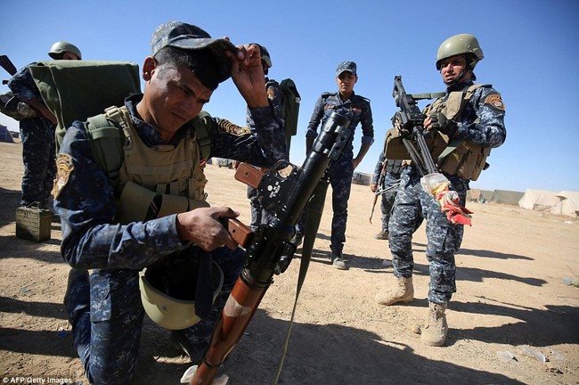 Iraq tổng tấn công giành thành trì Mosul từ tay IS (video) - ảnh 31