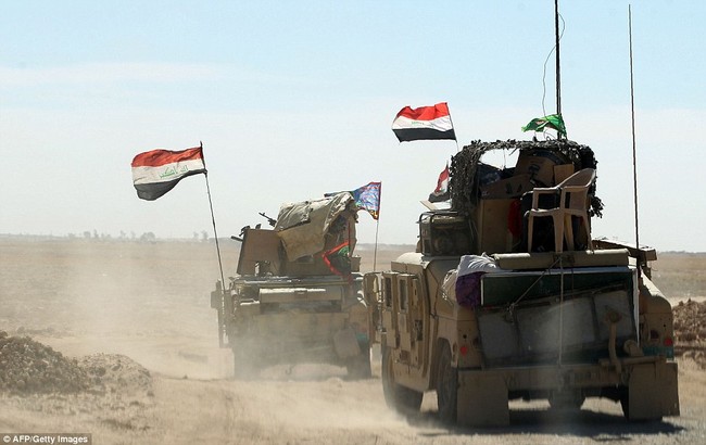 Iraq tổng tấn công giành thành trì Mosul từ tay IS (video) - ảnh 40
