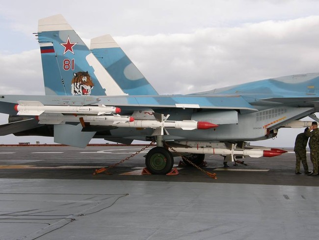 Vũ khí trên tàu sân bay Nga sang Syria tham chiến - ảnh 9