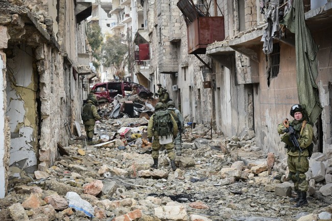 Trận chiến Aleppo: Quân đội Nga xua đuổi “thần chết” (video) - ảnh 11