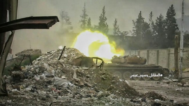 Quân đội Syria đánh bật đợt tấn công của phiến quân ở ngoại vi Damascus (ảnh - video) - ảnh 2