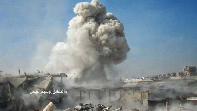 Quân đội Syria tấn công dữ dội, siết vòng vây thép phiến quân ngoại ô Damascus - ảnh 6