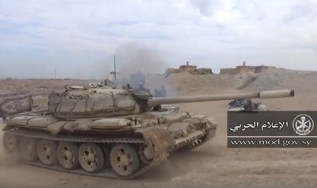 Chiến sự Deir Ezzor: Quân đội Syria liên thủ tình báo Iraq diệt IS (video) - ảnh 1