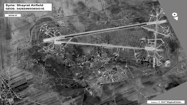 Mỹ bất ngờ phóng 59 tên lửa Tomahawk tấn công quân đội Syria (video) - ảnh 1