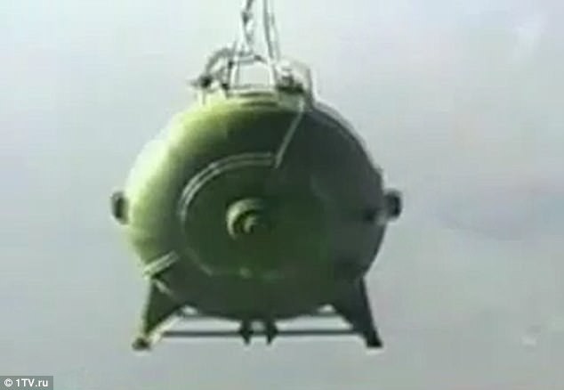 Mỹ khoe “Mẹ bom” nhưng “Cha bom” Nga còn mạnh gấp 4 lần - ảnh 1