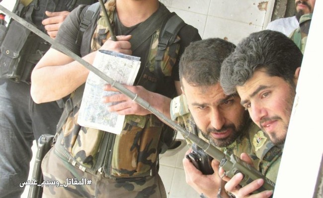 Quân đội Syria giao chiến ác liệt với phiến quân cố thủ ngoại vi Damascus (video) - ảnh 2