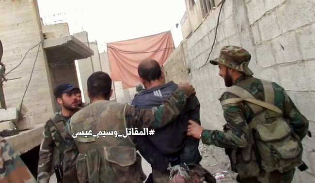 Quân đội Syria giao chiến ác liệt với phiến quân cố thủ ngoại vi Damascus (video) - ảnh 4