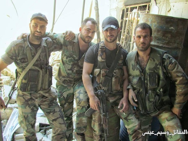 Quân đội Syria đánh phá dữ dội các quận ngoại ô Damascus (video) - ảnh 2