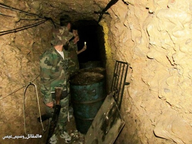 Chiến sự Syria: Phát hiện căn cứ ngầm khổng lồ của phiến quân ở ngoại vi Damascus - ảnh 1