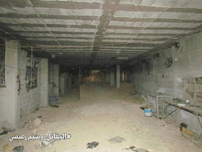 Chiến sự Syria: Phát hiện căn cứ ngầm khổng lồ của phiến quân ở ngoại vi Damascus - ảnh 5