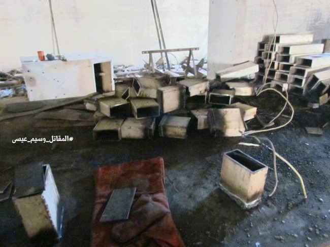 Chiến sự Syria: Phát hiện căn cứ ngầm khổng lồ của phiến quân ở ngoại vi Damascus - ảnh 10