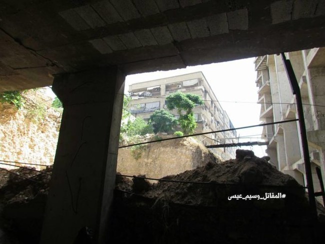 Chiến sự Syria: Phát hiện căn cứ ngầm khổng lồ của phiến quân ở ngoại vi Damascus - ảnh 14