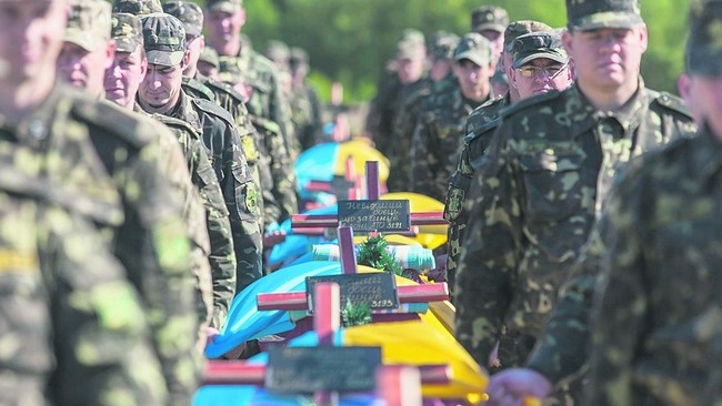 Chiếm Donbass bằng vũ lực, Ukraine thí ngàn quân trong chảo lửa - ảnh 5