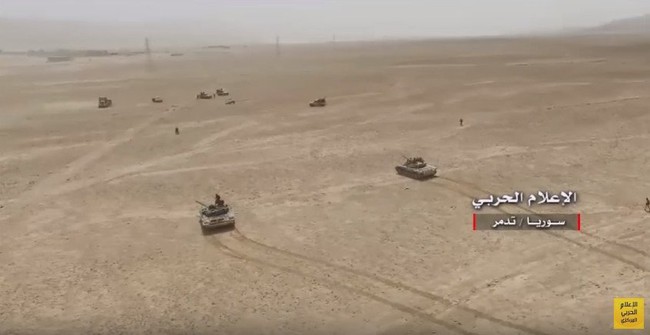 Quân đội Syria tấn công IS, tiến đánh về Deir- Ezzor từ Palmyra (ảnh - video) - ảnh 6